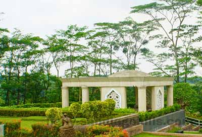 Pemakaman secara Islam di Five Pillars Garden San Diego Hills